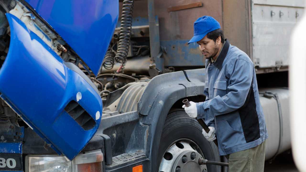 Truck Accident Cases: Liability, Challenges, and Compensation